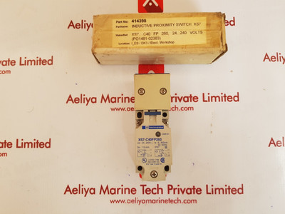 Telemecanique xs7-c40fp260 inductive proximity switch Telemecanique xs7-c40fp260 inductive proximity switch