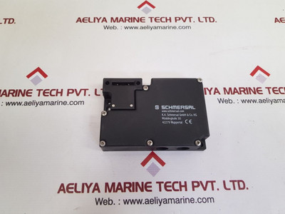 Schmersal azm 161sk-24rk-230-m16 safety interlock switch Schmersal azm 161sk-24rk-230-m16 safety interlock switch