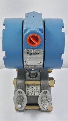 Rosemount pressure transmitter 2000psi max. supply 45 vdc.