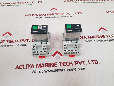 Schneider 784Xdxm4L-24D Relay With Magnecraft 70-784D14-1 Relay Base