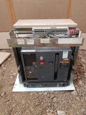 Merlin Gerin M25 H1 Circuit Breaker 2500Amp 1000V 50/60Hz Merlin Gerin M25 H1 Circuit Breaker 2500Amp 1000V 50/60Hz