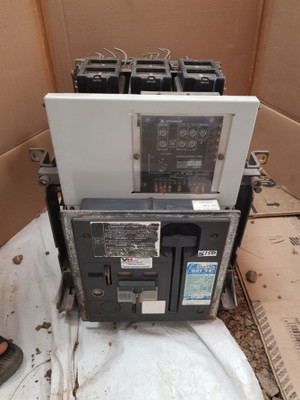 Hyundai Hat 16 Air Circuit Breaker 1600A 660Vac 50/60Hz 3-pole Hyundai Hat 16 Air Circuit Breaker 1600A 660Vac 50/60Hz 3-pole