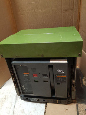 Merlin Gerin Masterpact M16 H2 Circuit Breaker St 308 S 1600A 1000V 50/60Hz