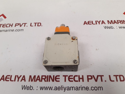 Siemens 3Se3 100-0D Limit Switch Ip67 300Vac