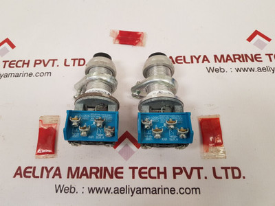 Allen Bradley 800H-bp2Ar Ser.C Push Button Switch Ar3200
