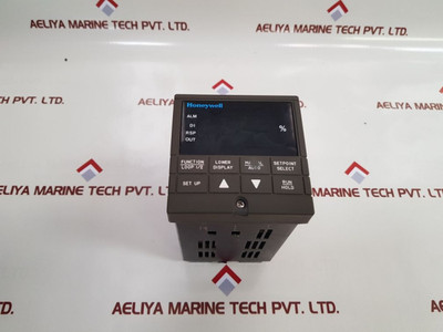 Honeywell Dc330B-ee-000-22-000000-00-0 Temperature Controller
