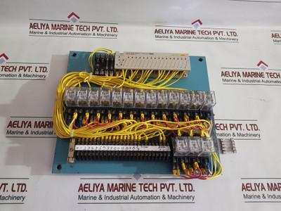 Omron B7A-r6F11 Transistor I/O Link Module With Relay And Socket Assembly