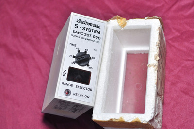 Electromatic Range Selector SABS 207 900 Supply 20-240V Timer Electromatic Range Selector SABS 207 900 Supply 20-240V Timer