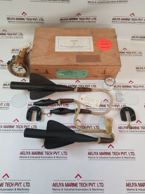 Thomas Walkerâ€™s Cherub Iii Ship-log Set