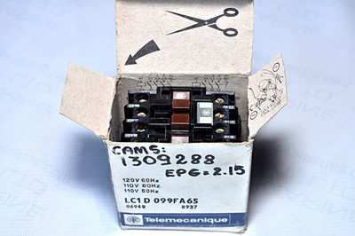 TELEMECANIQUE LC1-D099 A65 CONTACTOR 110V 60Hz 34x48 France TELEMECANIQUE LC1-D099 A65 CONTACTOR 110V 60Hz 34x48 France