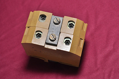 Lot Of 2X Weidmuller Sak 70 Fuse Block
