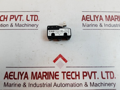 Lot Of 3X Pizzato Mk V11R59 Microswitch With Roller Lever 250V 16A Gb14048.5