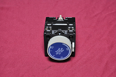 Telemecanique time delay module with 10A UI:660V - France Telemecanique time delay module with 10A UI:660V - France
