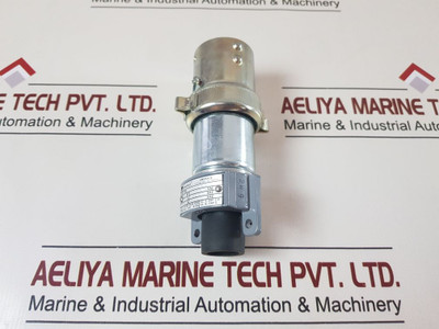 Russellstoll 4243 Explosion-proof Line Interlocked Plug