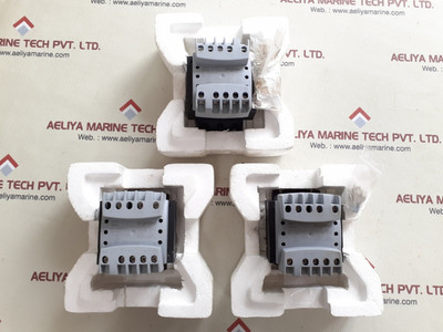 Legrand 42872 100VA compact transformer 230/400V 24V France Legrand 42872 100VA compact transformer 230/400V 24V France
