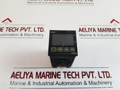 Omron E5Cn-r2T Temperature Controller .