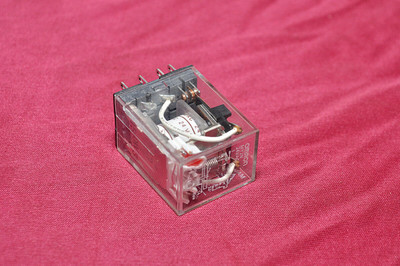 Lot Of 3X Omron My2N Power Relay 24Vdc Iec255 Lot Of 3X Omron My2N Power Relay 24Vdc Iec255