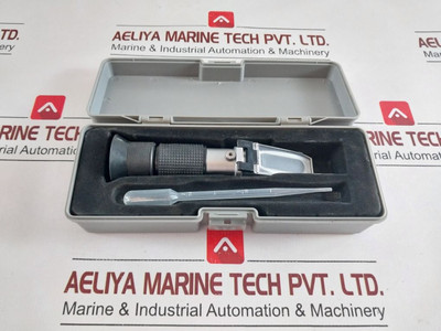 Gs300 Hand Held Refractometer Gs300 Hand Held Refractometer