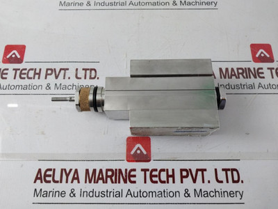 Oceaneering 100276 Shear Seal Valve Oceaneering 100276 Shear Seal Valve