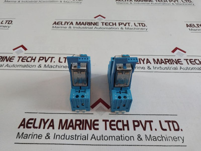 Finder 94.04 Relay With Socket 55.34.9.024.0040