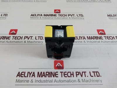 Current Transformer Socomec Tcb 32-40 - 750/5A Used Current Transformer Socomec Tcb 32-40 - 750/5A Used