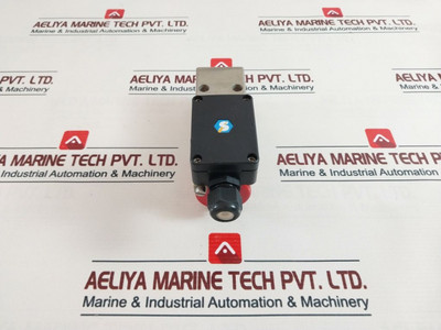 Valve 2A52 Eugen Seitz Ag Switzerland 118 165 024 F Used Valve 2A52 Eugen Seitz Ag Switzerland 118 165 024 F Used