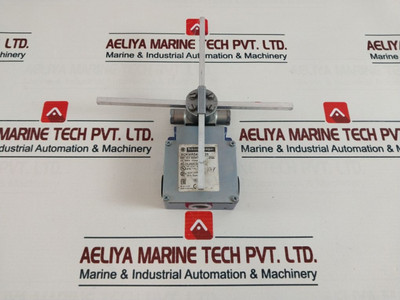 Telemecanique Xckmr54D1H29 Limit Switch 240V 3A Telemecanique Xckmr54D1H29 Limit Switch 240V 3A