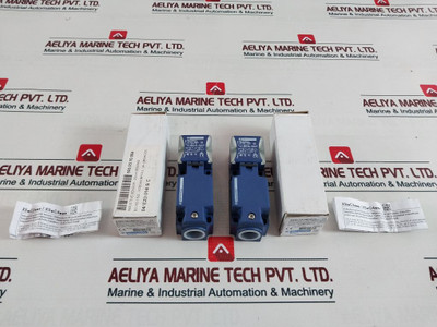 Schneider Electric Telemecanique Xs8C4A1Mpg13 Rectangular Proximity Sensor