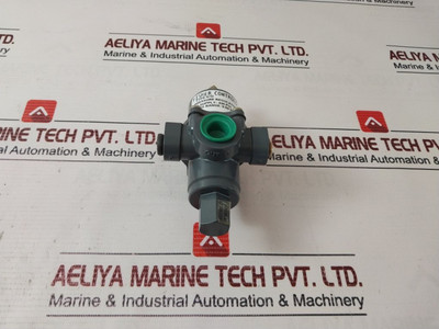 Pressure Regulator Fisher Controls 67D New Pressure Regulator Fisher Controls 67D New