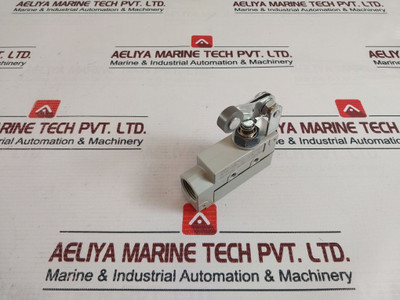 Omron Ze-qa2-2 Limit Switch 1/8Hp 125Vac 1/4Hp 250Vac