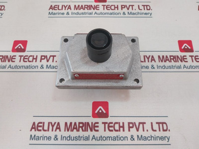 Control Station Cooper Crouse-hinds M01 Lockout Switch New Control Station Cooper Crouse-hinds M01 Lockout Switch New