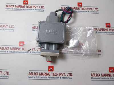 Pressure Switch Sor 11V2-ef45-n4-c2A-c4 New Pressure Switch Sor 11V2-ef45-n4-c2A-c4 New