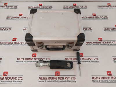 Hydraulic Nut Splitter Newpac Pvvm 38...F-1.60 Used