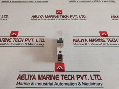 Miniature Circuit Breaker Siemens 5Sl61107Rc - Mcb Used Miniature Circuit Breaker Siemens 5Sl61107Rc - Mcb Used