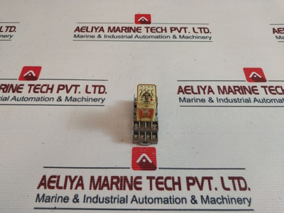 Relay with Socket Idec Ry4S-ld Sy4S-05U Used