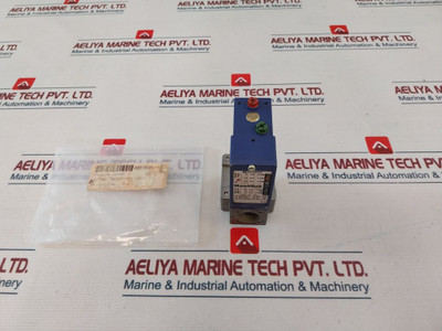 Telemecanique Xml B002A2S11 Pressure Switch 30-250 Kpa 500V 1,5A