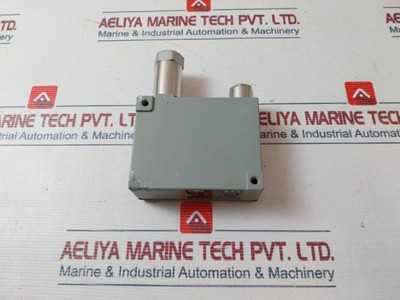 Trafag 8202.21.2210 Pressure Transmitter 12-34Vdc Trafag 8202.21.2210 Pressure Transmitter 12-34Vdc
