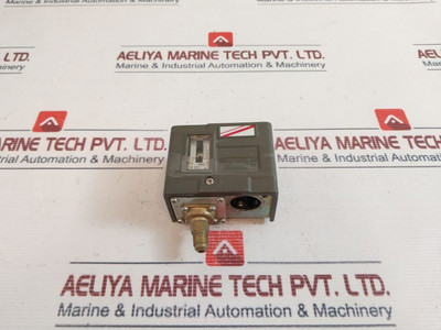 Pressure Switch Saginomiya Sns-c130 - 5-10 Kg/Cm2 Pressure Switch Saginomiya Sns-c130 - 5-10 Kg/Cm2