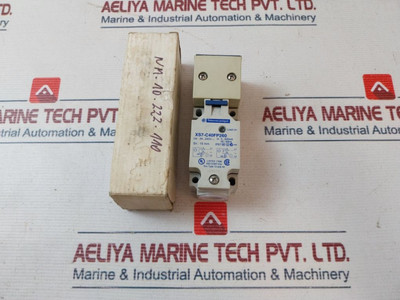 Inductive Proximity Switch Telemecanique XS7-C40FP260 Inductive Proximity Switch Telemecanique XS7-C40FP260