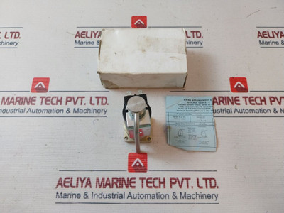 Versa Esm-3011-34-ars-e2Sp-z-38-d024 Three Way Valve 0-150 Psig 24 Vdc 9.5 W