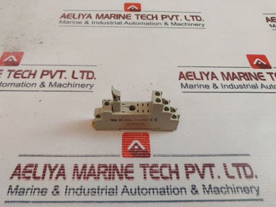 Relay Socket Base Omron P2Rf-08-e 5A 250V Relay Socket Base Omron P2Rf-08-e 5A 250V