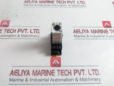Omron H3Y-4 Timer With Base 0-30 Sec 110Vac
