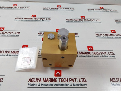 Hydraulic Manifold Valve Eaton Vickers Mcd-1949B Hydraulic Manifold Valve Eaton Vickers Mcd-1949B