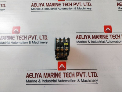 Fuji Electric Src50-2U/X (6A) Auxiliary Relay 200/200-220V