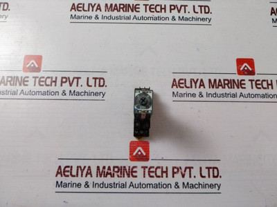 Idec Gt5Y-2Sn Electronic Timer Base