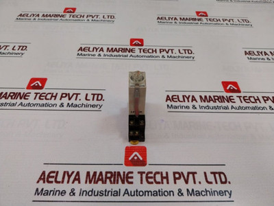 Omron H3Yn-2 Timer Relay With Base Dc24V