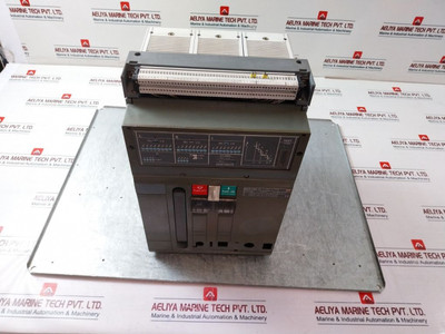 E2N 12 Circuit Breaker
B
ABB