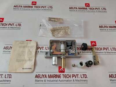 Schmersal Atv 59/4 Door Locking System (New) Schmersal Atv 59/4 Door Locking System (New)