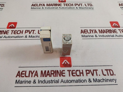 Omron H3Y-2 Timer 0-60 Sec Ac 250V Dc30V