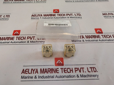 Lot Of 2X Idec Rh3B-u Relay Control 10A 240 Vac 38106